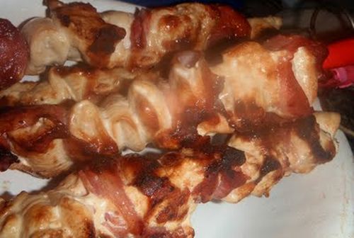 peitos-frango-bacon-chourico